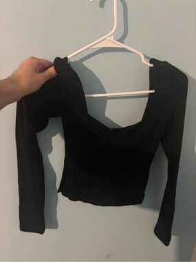 Black Long-Sleeve cropped shirt from white fox size xxs brand new